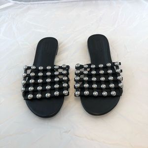 Forever 21, Size 9 slide on sandals worn once